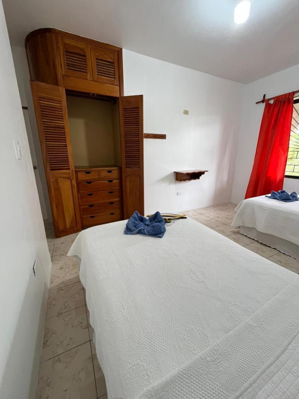 Hostal Neptuno - Poseidon Пуэрто-Вильямиль Экстерьер фото