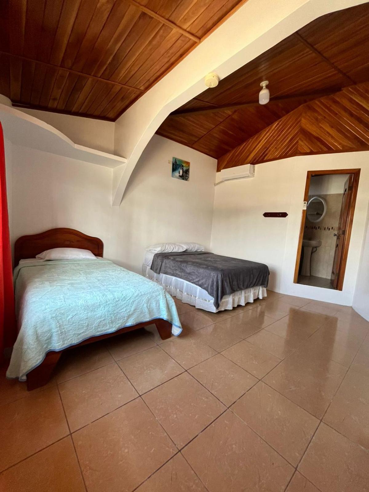 Hostal Neptuno - Poseidon Пуэрто-Вильямиль Экстерьер фото